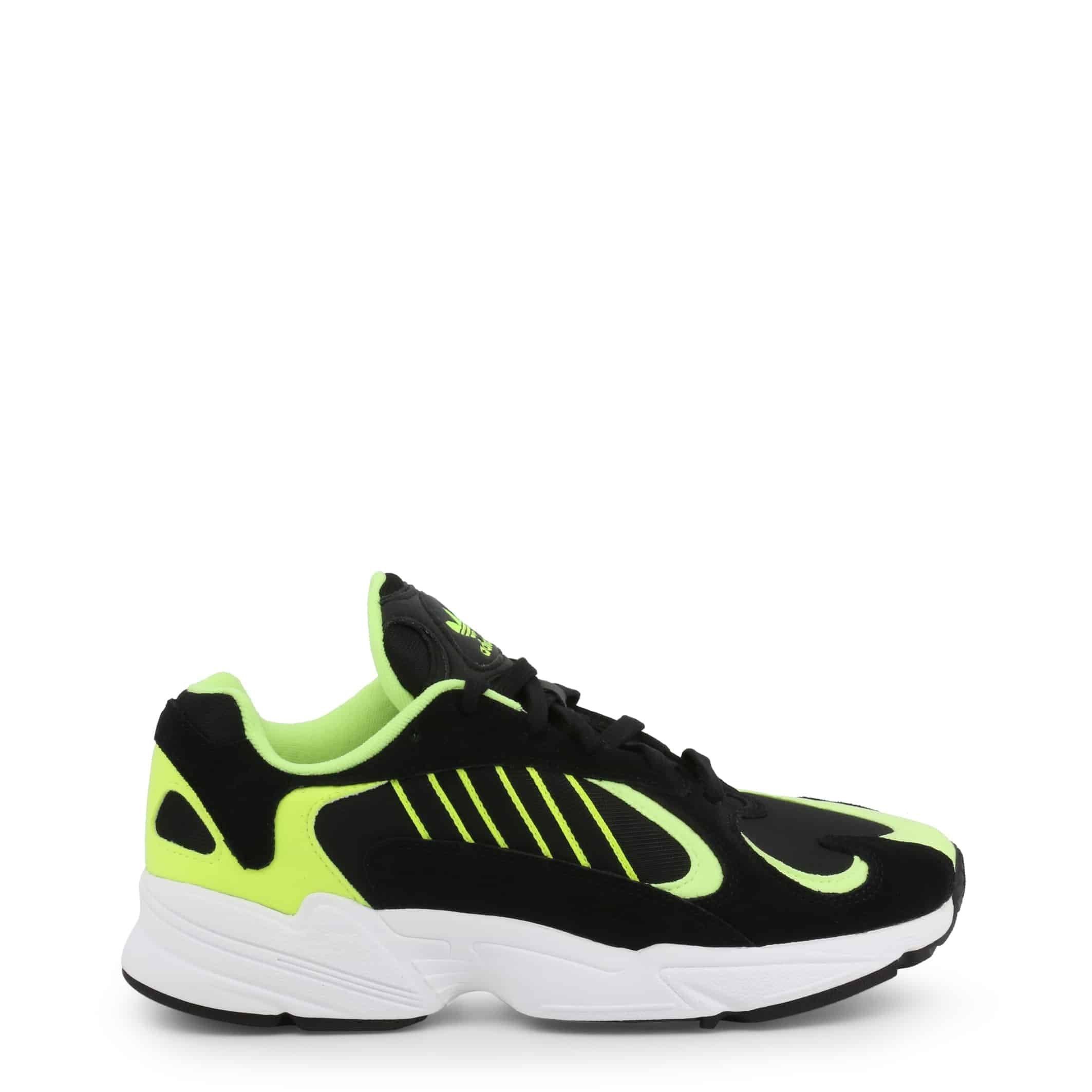Black Adidas EE5317_YUNG-1